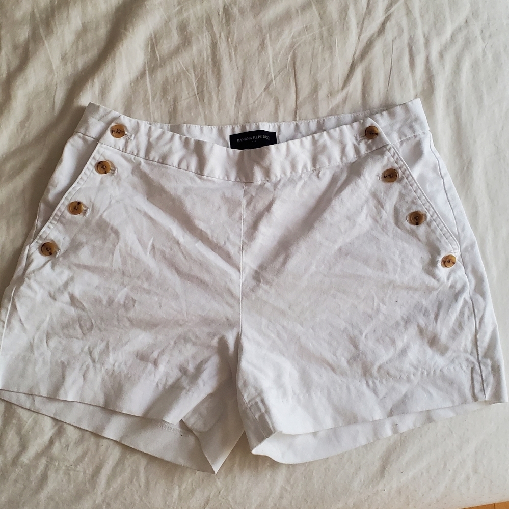 Banana Republic shorts
